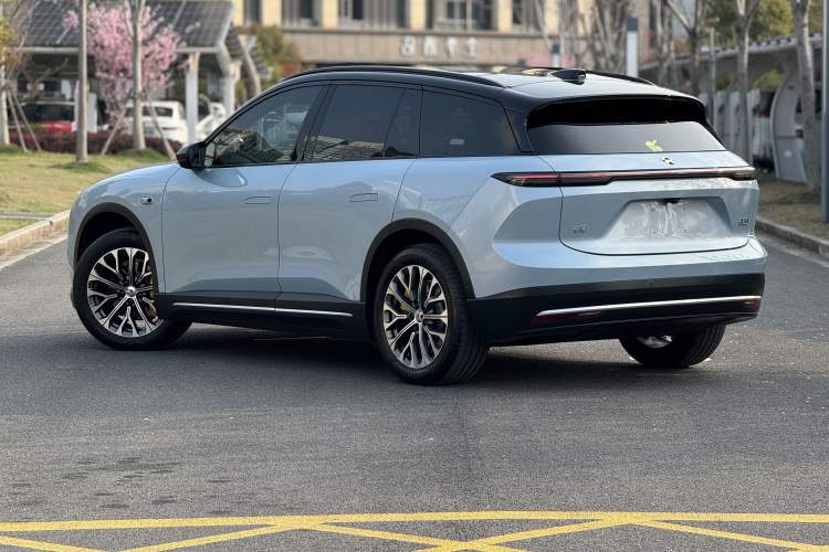 Used Nio ES6 2024 75 kWh
