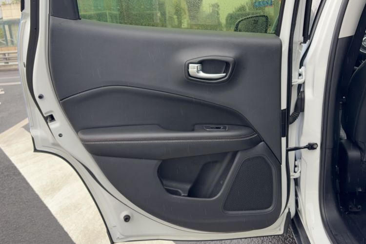 Used Jeep Compass 2017 200T Automatic Family Edition