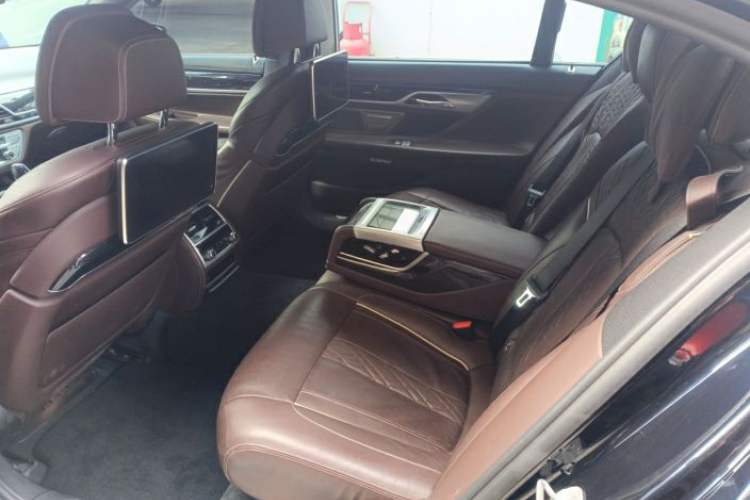 Used BMW 7 Series 2018 730Li Luxury Edition M Sport Package