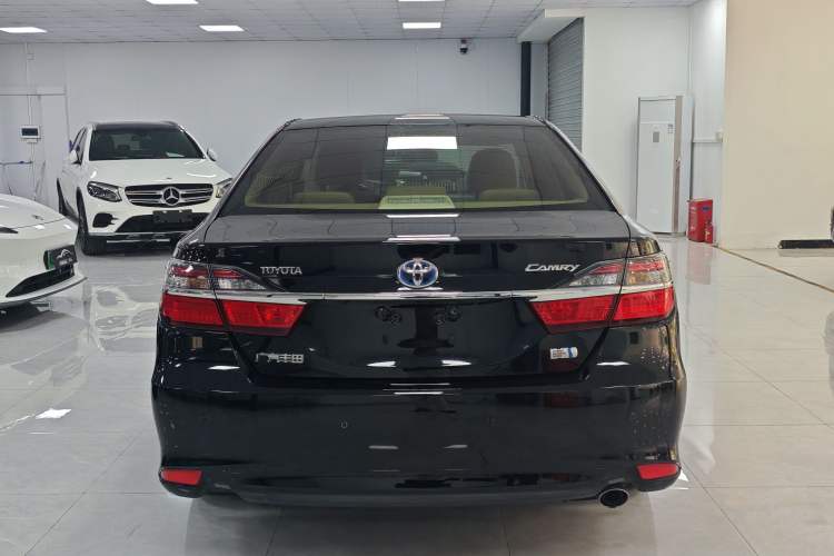 Used Toyota Camry 2015 Dual-Engine 2.5 HG Luxury Navigation Edition Exterior 4