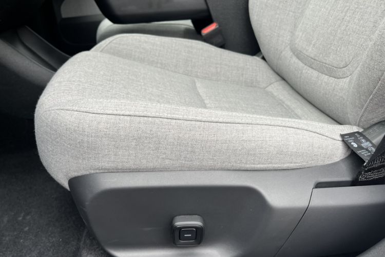 Used Volvo EX30 2025 Rear-Drive Long-Range Version Ultra