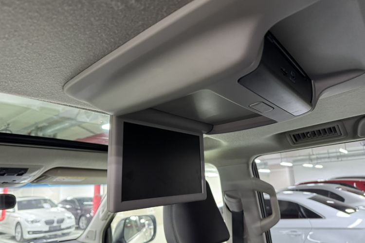 Used Toyota Prado 2018 3.5L Automatic TX-L NAVI with Rear-Mounted Spare Tire Exterior 7