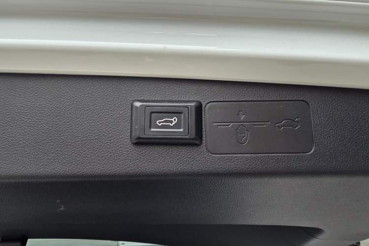 Used Volkswagen Golf 2021 280TSI DSG Pro Interior 1