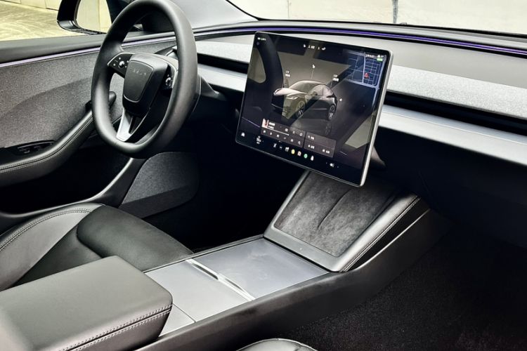 Used Tesla Model 3 2025 Rear-Wheel-Drive Version