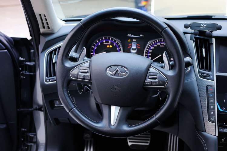 Used Infiniti Q50 2014 3.7L Luxury Sport Edition
