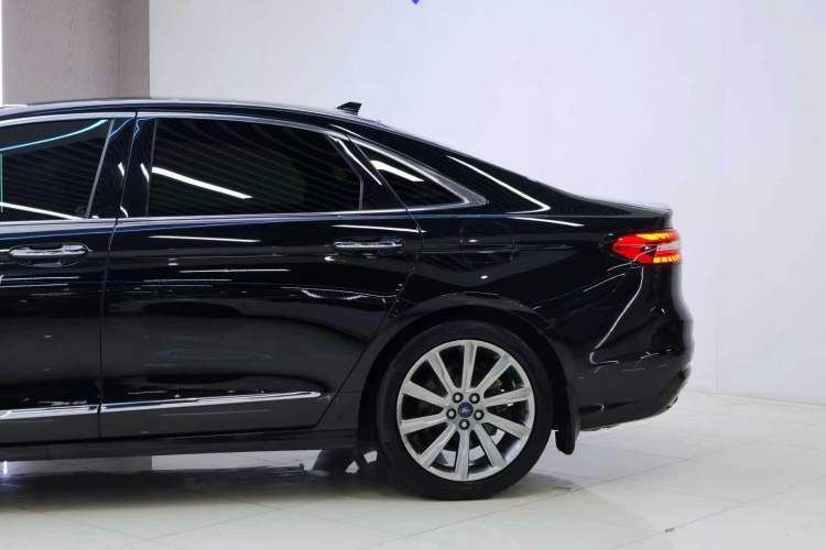 Used Ford Taurus 2019 EcoBoost 245 Premium Edition
