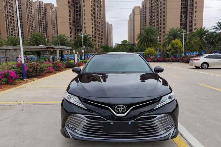 Used Toyota Camry 2019 2.5G Luxury Edition China VI Standard Exterior 1