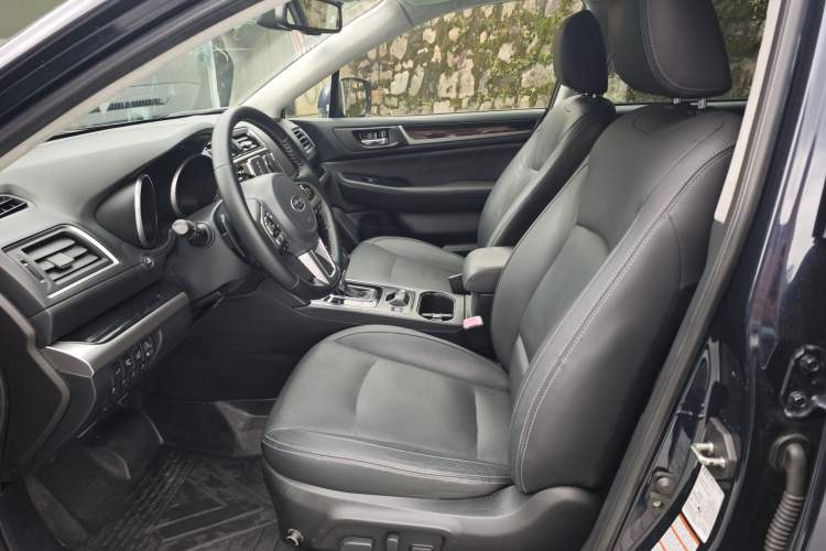 Used Subaru Outback 2017 2.5i Sport Navigation Edition with EyeSight
