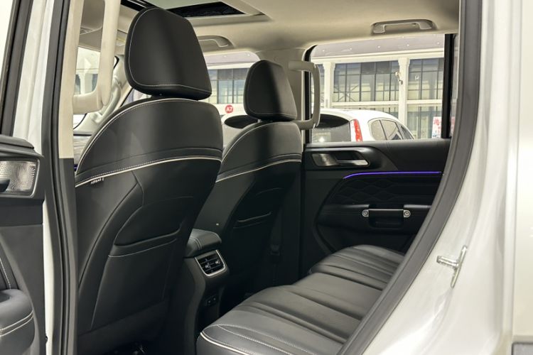 Used Tank 300 2021 Off-Road Edition 2.0T Conqueror Interior 5