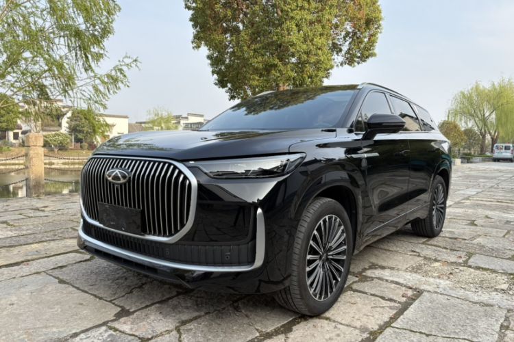 Used Chery Tiggo 9 2025 2.0T Dual-Clutch Two-Wheel Drive Luxury Edition 5 Seats