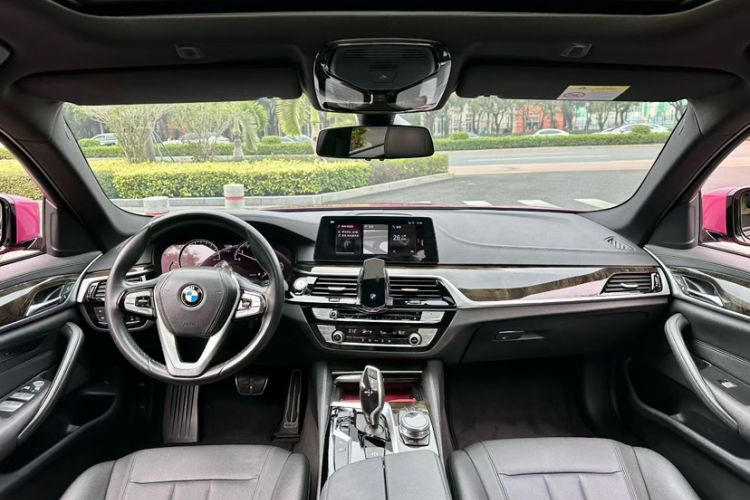 Used BMW 5 Series 2018 525Li M Sport Package