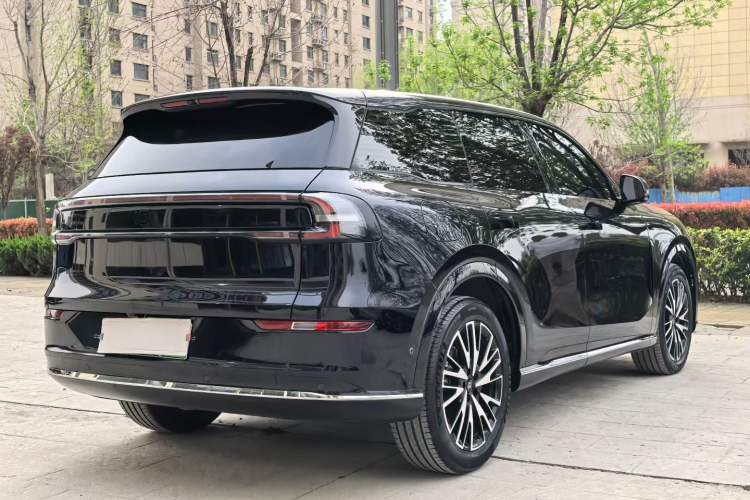 Used CHANGAN NEVO Q07 2025 215 Flagship PLUS Exterior 8