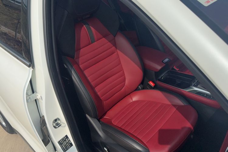 Used MG HS 2018 30T Automatic 2WD Trophy Hormone-Driven Edition China V Standard Right Front Seat