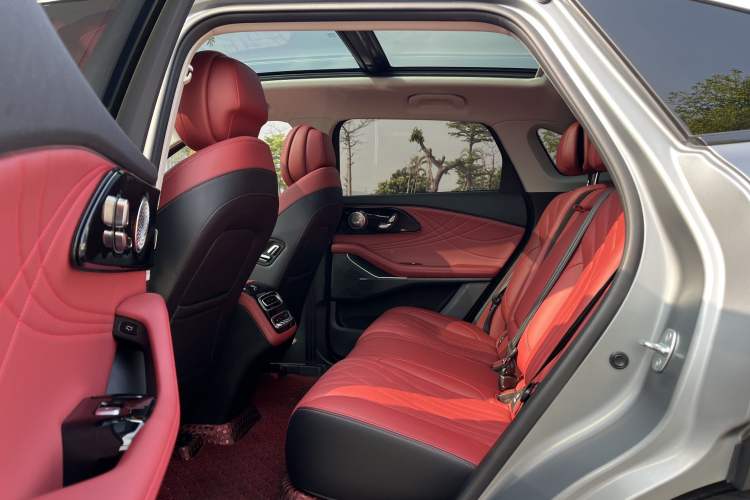 Used EXEED Stellar 2023 400T Two-Wheel Drive Luxury Edition