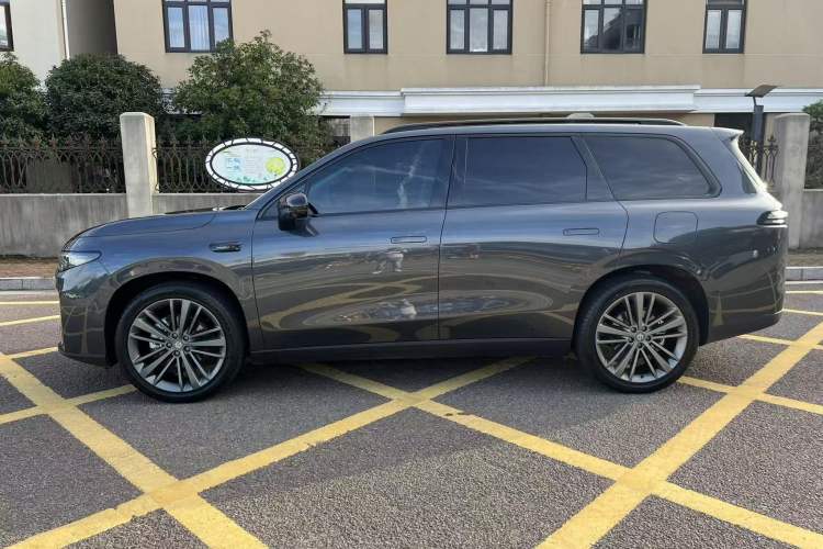 Used Leapmotor C16 2024 Range-Extended 200 Luxury Edition