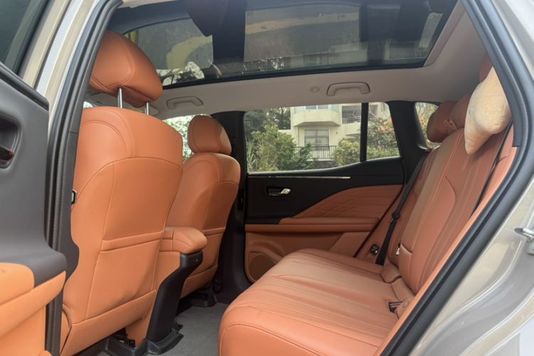 Used AION V 2024 Aion Tyrannosaurus 650 Smart Luxury Edition
