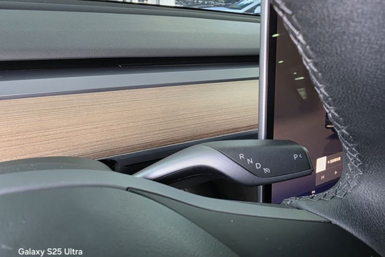 Used Tesla Model Y 2022 Rear-Wheel-Drive Version
