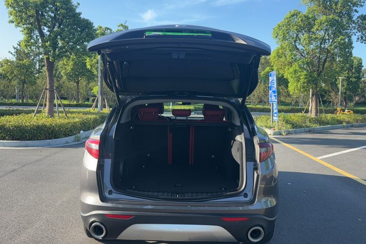 Used Alfa Romeo Stelvio 2021 2.0T 280HP Luxury Edition