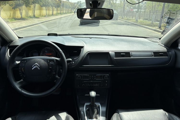 Used Citroen C5 2014 1.6T Automatic Luxury Model