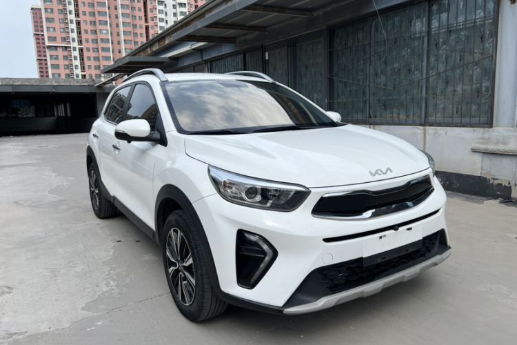 Used Kia kx1 Stonic 2021 1.4L CVT Fun Edition Exterior 3