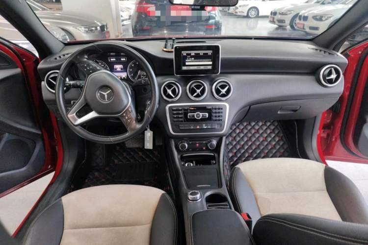 Used Mercedes-Benz A-Class 2015 A 180 Interior 1