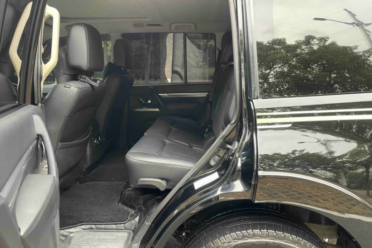 Used Mitsubishi Pajero 2015 3.0L Automatic Elite Edition China V Standard
