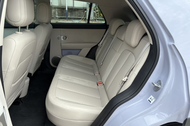 Used firefly firefly 2025 Illuminated Edition
