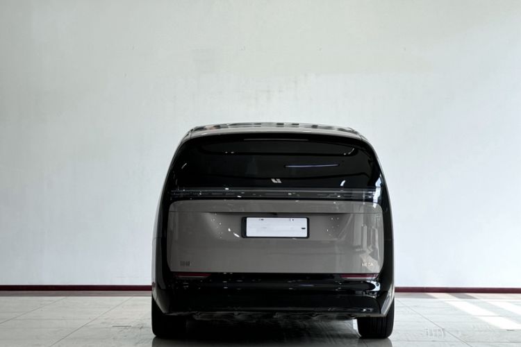 Used Li Auto MEGA 2024 Ultra Model