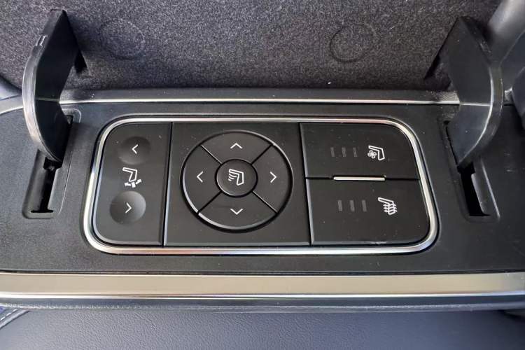 Used GAC Trumpchi M8 2023 Lingxiu Series 390T Prestige Edition
