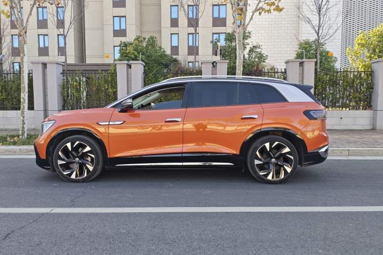 Used Volkswagen ID.6 CROZZ 2021 First Edition
