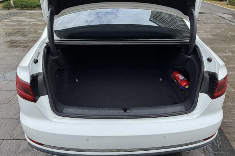 Used Audi A4L 2019 40 TFSI Ambition China VI