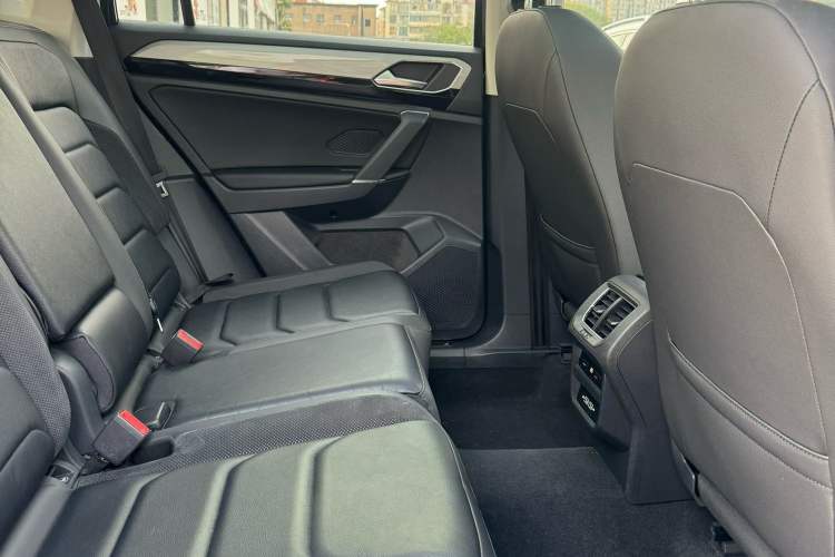 Used Volkswagen Tayron 2019 330TSI Two-Wheel Drive Luxury Model China VI Standard