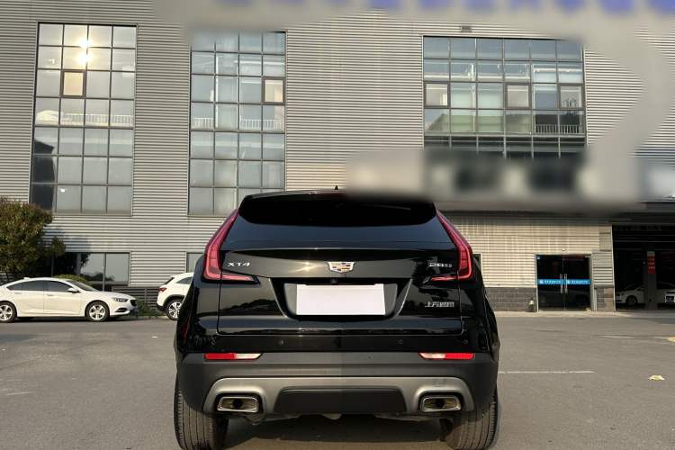 Used Cadillac XT4 2021 28T Two-Wheel Drive Luxury Version
