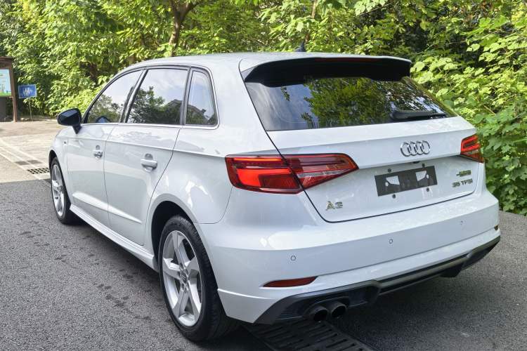 Used Audi A3 2019 Sportback 35 TFSI Fashion Edition China V