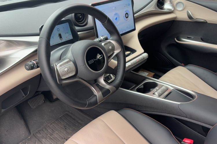 Used BYD Dolphin 2023 420 km Fashion Edition