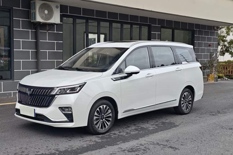 Used Wuling Jiachen 2022 1.5T CVT Deluxe Flagship Edition Guazi used car, China used car export, Used car for sale, Used  cars, Cheapest cars for sale