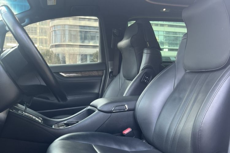 Used Toyota Alphard 2021 Dual-Engine 2.5L Prestige Edition
