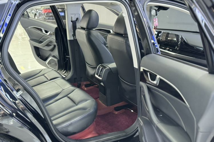 Used Bestune B70 2022 Third Generation 1.5T Automatic Enjoyment Version
