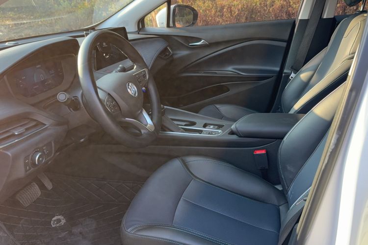 Used Buick Velite 6 2024 450km Range Commuter Version
