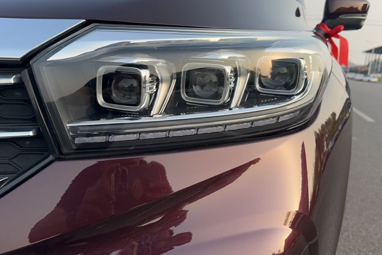 Used GAC Trumpchi GS4 2018 235T Automatic Two-Wheel-Drive Supreme Edition Left Front Headlight