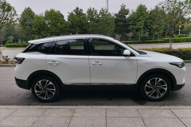 Used Dongfeng Aeolus AX7 2021 PRO 1.6T Automatic Glory Edition