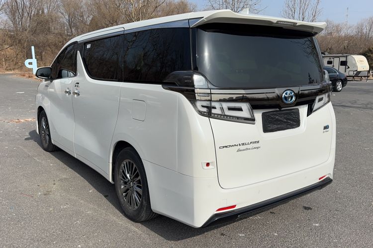 Used Toyota Vellfire 2023 Crown Dual-Engine 2.5L HV Prestige Edition
