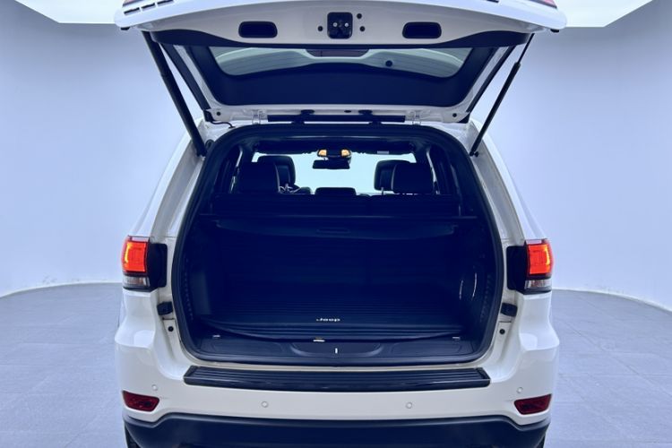 Used Jeep Grand Cherokee 2021 3.0L 80th Anniversary Edition