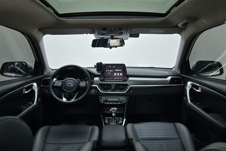 Used Kia Sportage R 2019 2.0L Automatic Smart Luxury Edition
