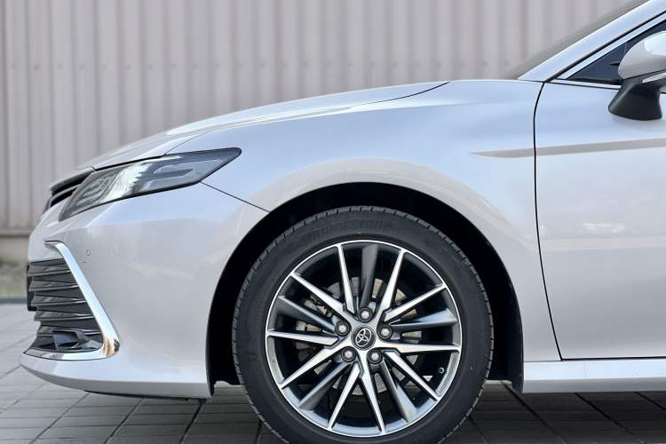 Used Toyota Camry 2021 2.5G Luxury Edition
