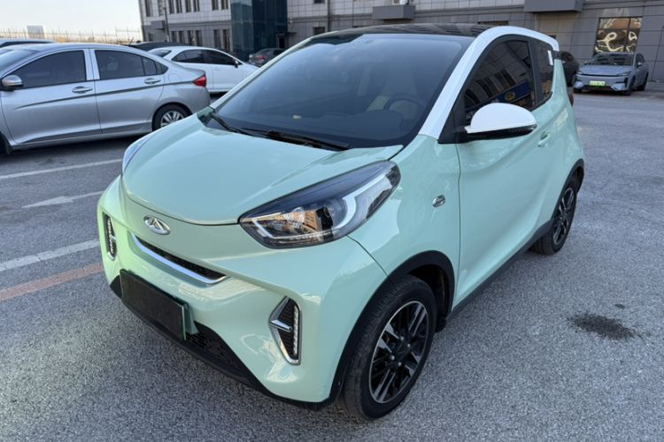 Used Chery Little Ant 2022 Sweet Pink Edition Low-Sugar Version Lithium Iron Phosphate 29.2 kWh 30 kW 301 km