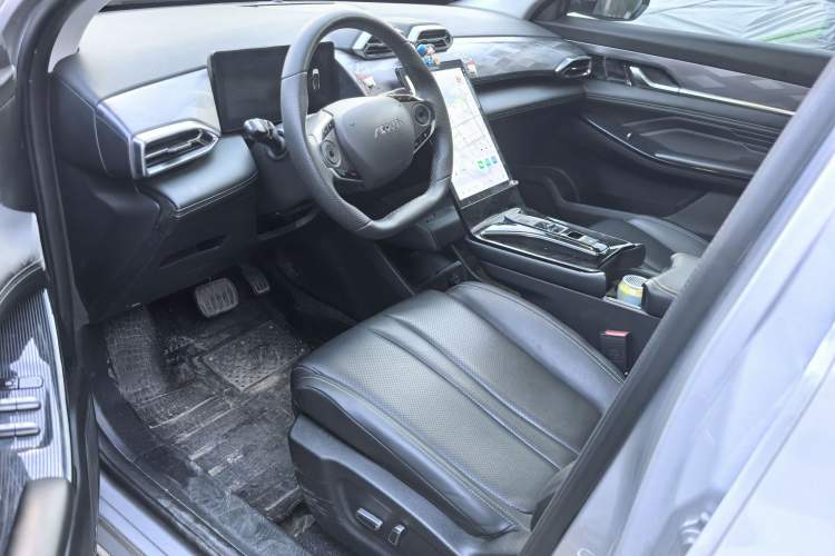 Used Dongfeng Aeolus Mage 2024 Honor Edition 1.5T Luxury Model
