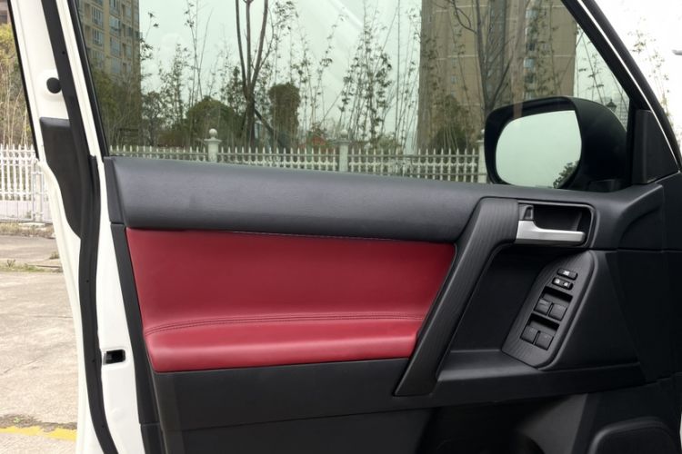 Used Toyota Prado 2019 3.5L Automatic TX-L Deluxe Edition with Rear-Mounted Spare Tire
