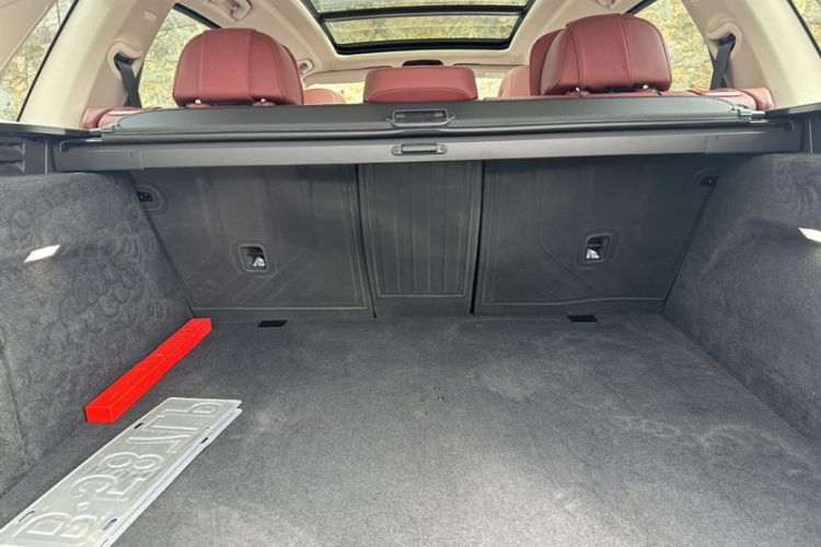 Used BMW X5 2023 xDrive 30Li Luxury M Sport Night Edition Package Exterior 6