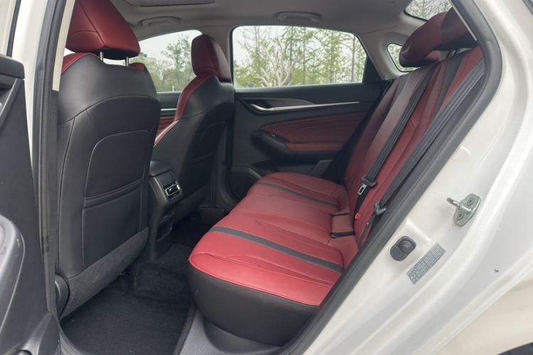 Used CHANGAN Eado 2021 PLUS Blue Whale NE 1.4T GDI DCT Prestige Model Interior 3